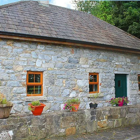 Ferienhaus Traditional Irish Stone